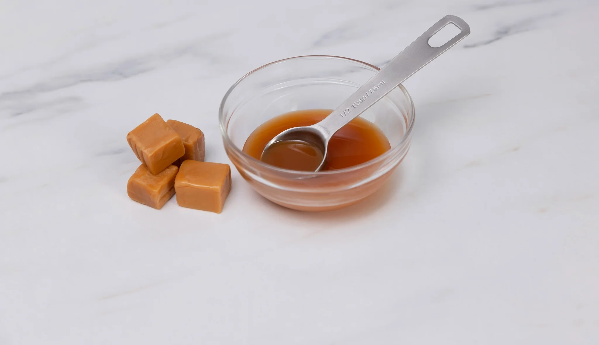 Karamel Sos Yapımı: Kahve ve Tatlıların Büyülü Lezzeti