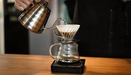Kahve Demleme Sanatı: Çekirdekten Fincana Uzanan Ustalık